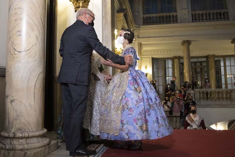 Proclamación de Carmen Martín y Nerea López, falleras mayores de València 2022