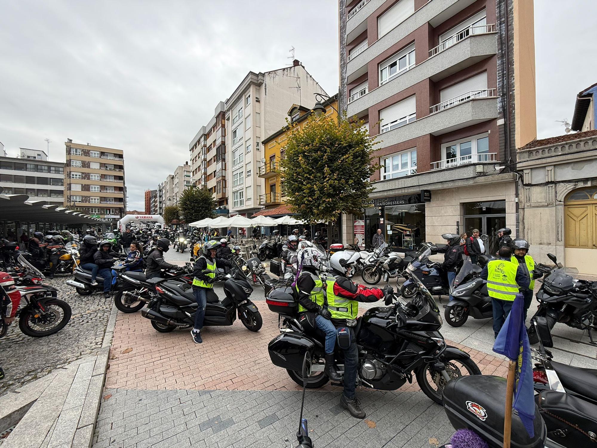 Así fue la primera salida del Motoencuentro Solidario en Siero