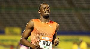 El doble campió olímpic i rècord mundial en els 100 m llisos es va fer mal a la cuixa en la seva eliminatòria.
