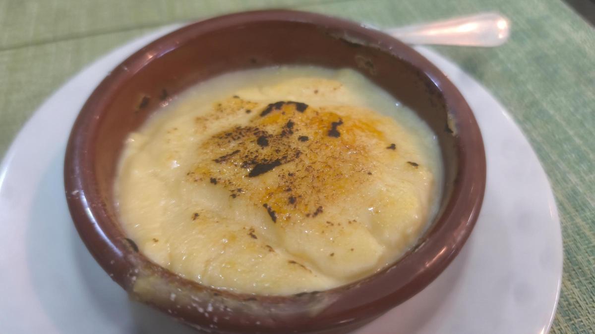 La crema catalana del menú del día de Bar Sandra.
