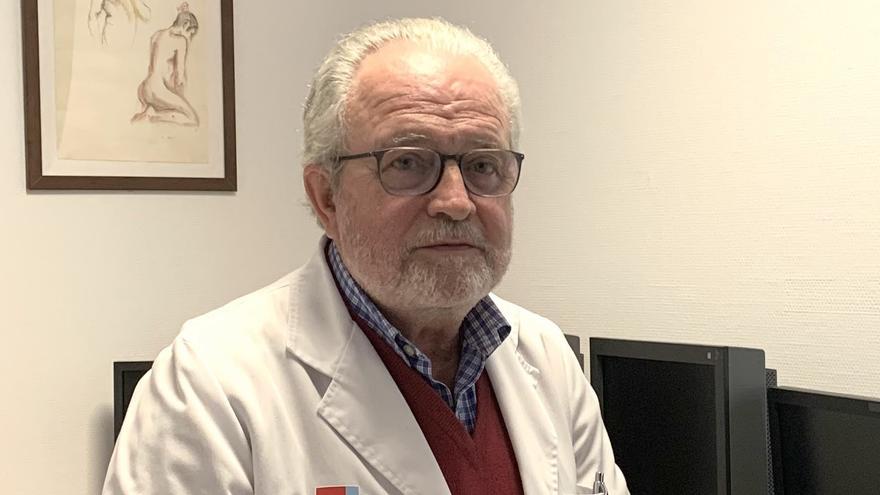 Alfonso Vega: &quot;El 95 % de los tumores de mama de menos de dos centímetros se puede curar&quot;