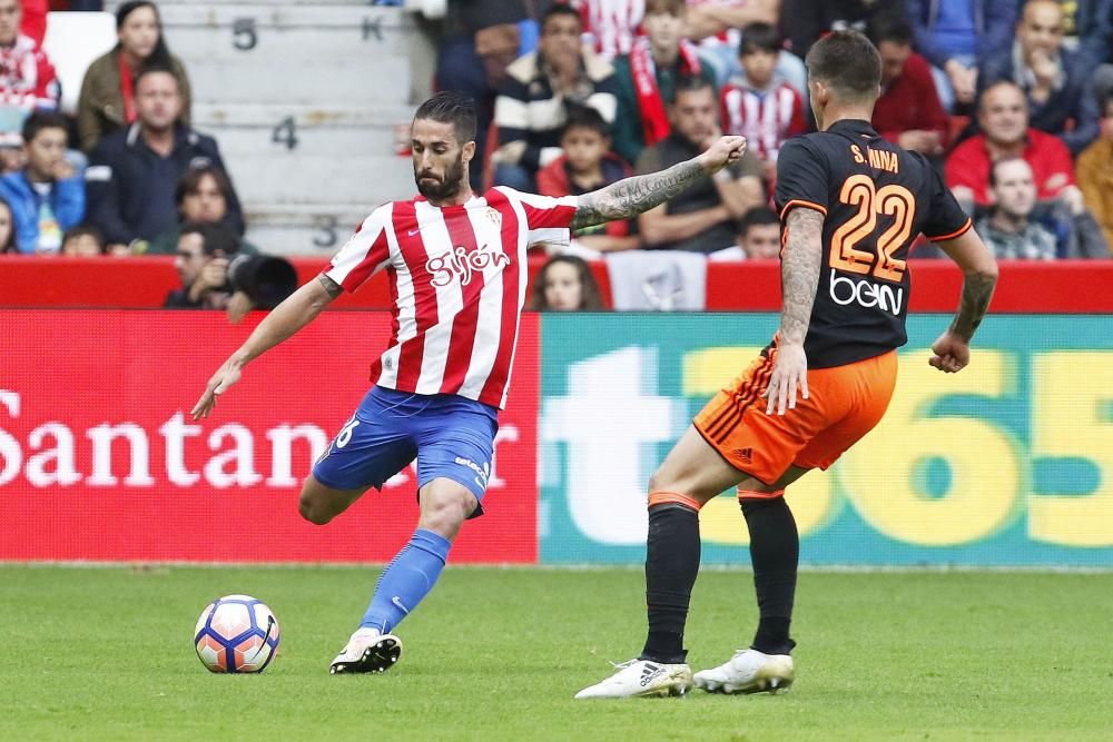 El partido entre el Sporting y el Valencia, en imágenes