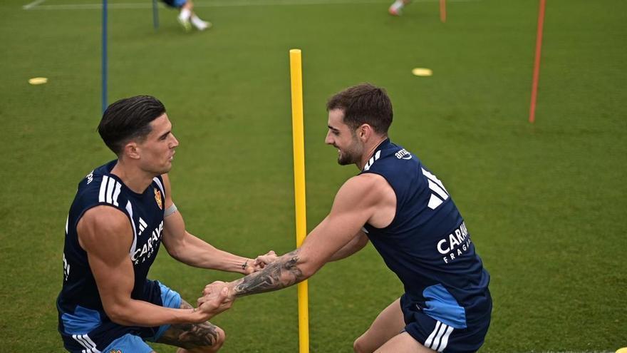 Edu Espiau pide prudencia tras la racha del Zaragoza: "Queda un mundo y hay que ir con los pies en el suelo"