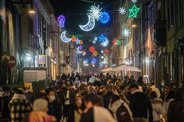 Encendido del alumbrado navideño en el casco de La Laguna