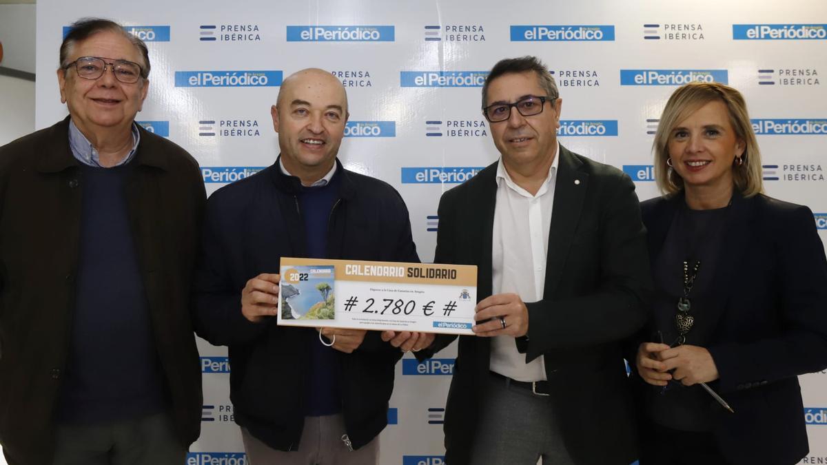 VÍDEO | EL PERIÓDICO DE ARAGÓN entrega la recaudación de su calendario solidario con La Palma