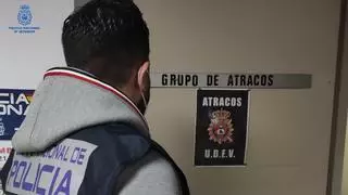 Dos niños pegaron fuego a un contenedor en el Coll d'en Rabassa
