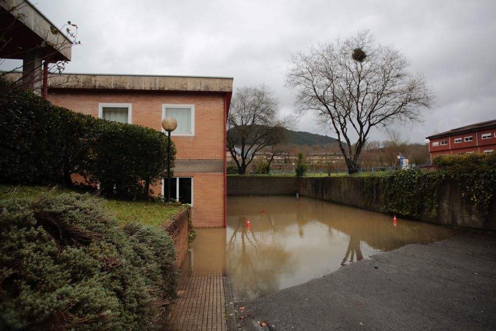 "Temporal en Asturias: El hospital de Arriondas, d