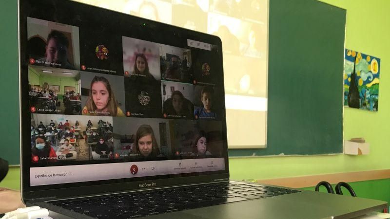 Videollamada en el Colegio El Buen Pastor a otros jóvenes europeos