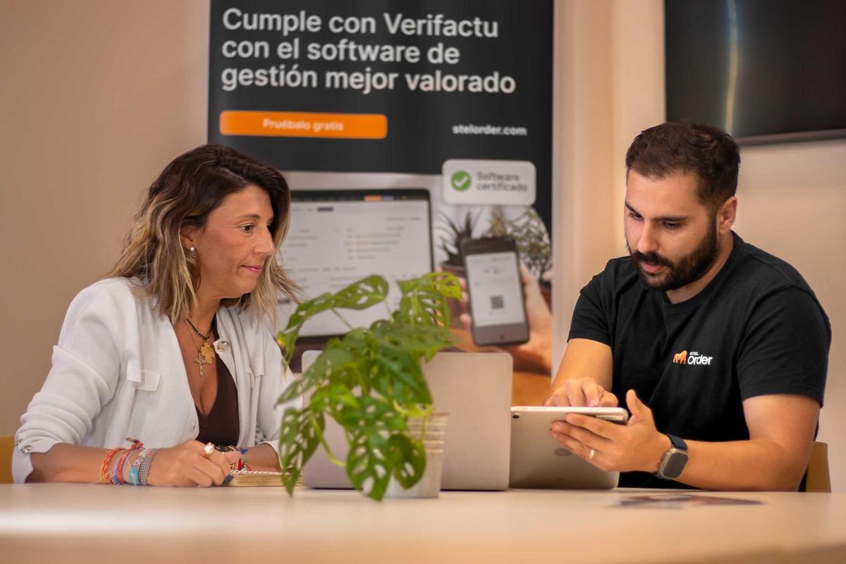 El aplazamiento de Verifactu alivia la presión, pero la gestión diaria sigue marcando la diferencia entre sobrevivir o crecer.