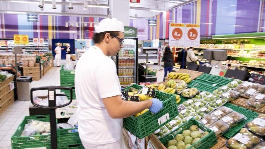 El gasto alimentario repunta y las ventas por internet crecen un 10 %