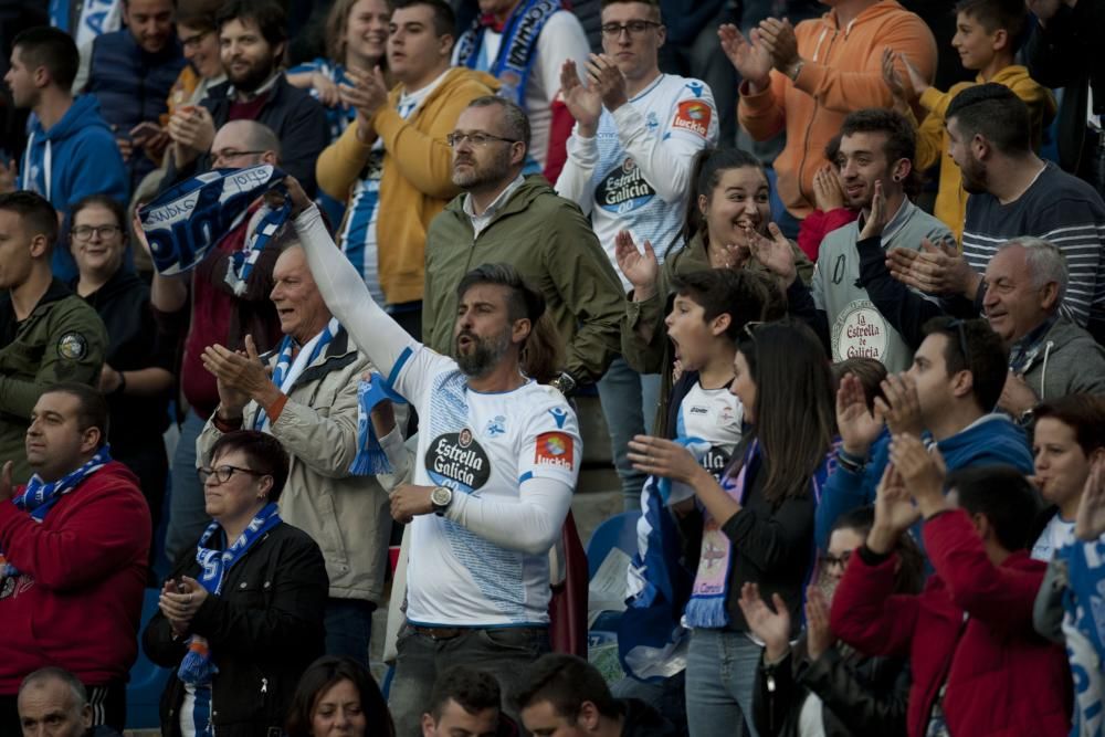 La afición del Dépor llena Riazor ante el Mallorca