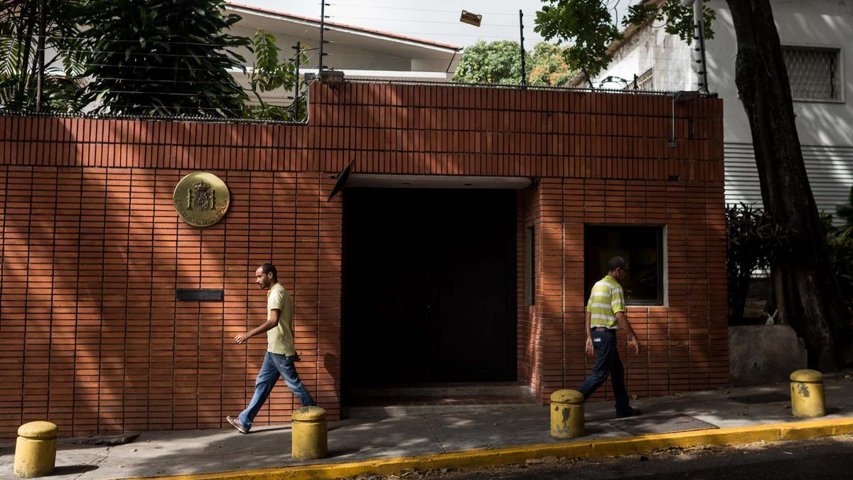 Fachada de la Embajada de España en Caracas, Venezuela