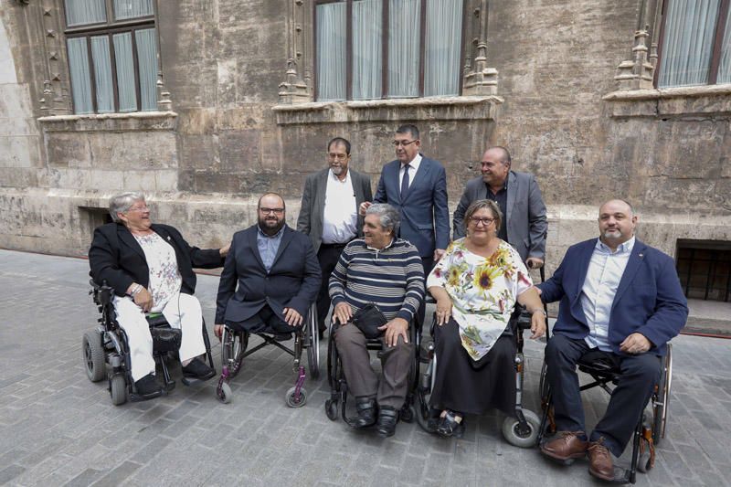 9 d'Octubre: Recepción de invitados en el Palau de la Generalitat