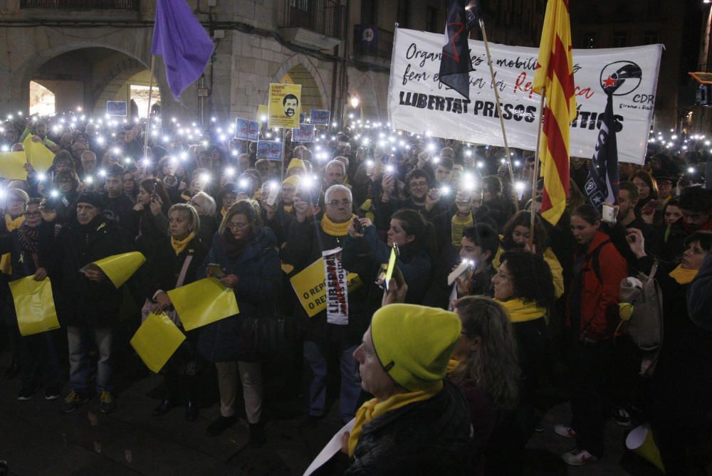 Concentració a la Plaça del Vi.