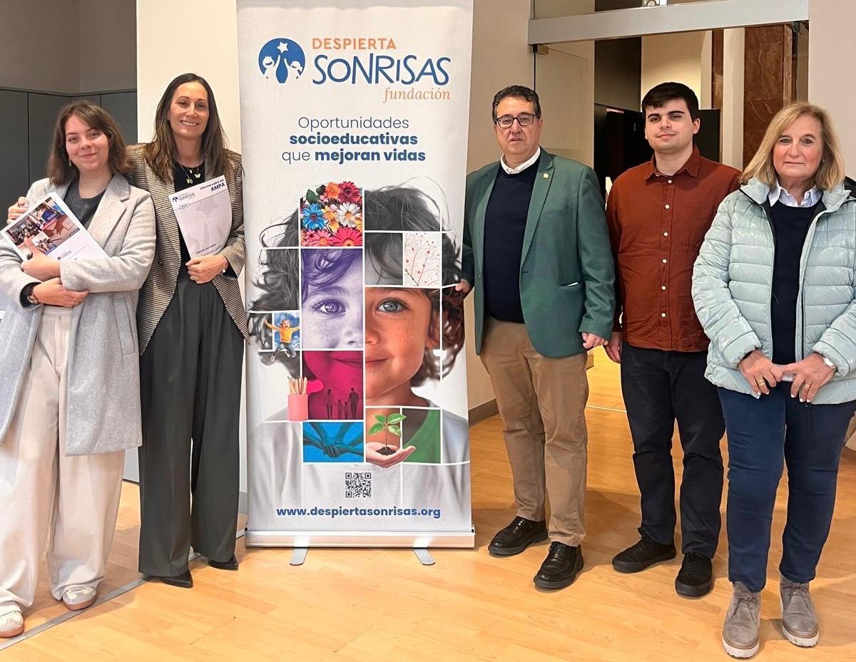 Acto de presentación del informe AMPAS en Castelló.