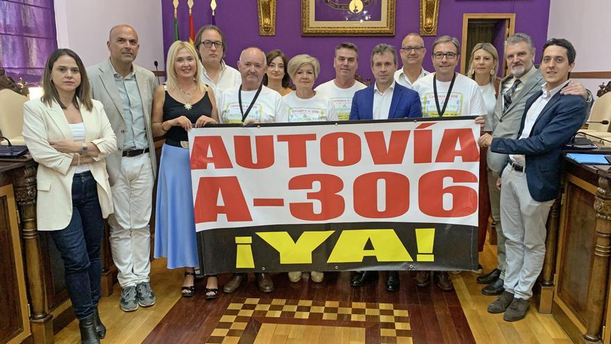 Marcha a pie entre Jaén y Córdoba para pedir la conversión en autovía de la A-306