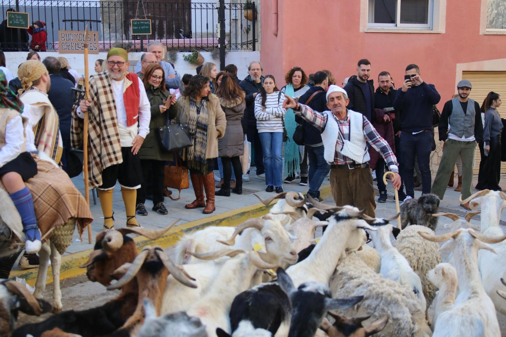 80 fotos de la muestra etnológica 'Suera, un poble al carrer'