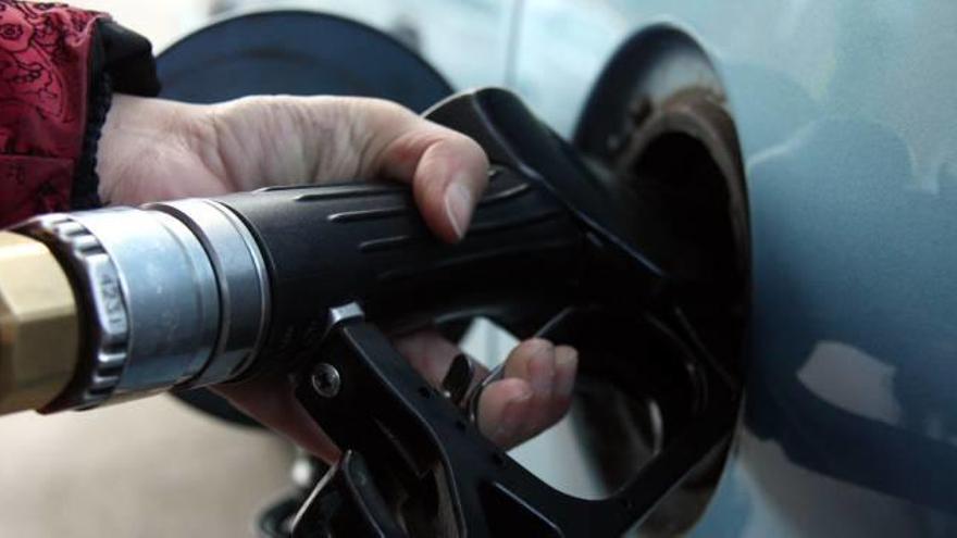 L&#039;increment del carburant dispara els ingressos a les estacions de servei