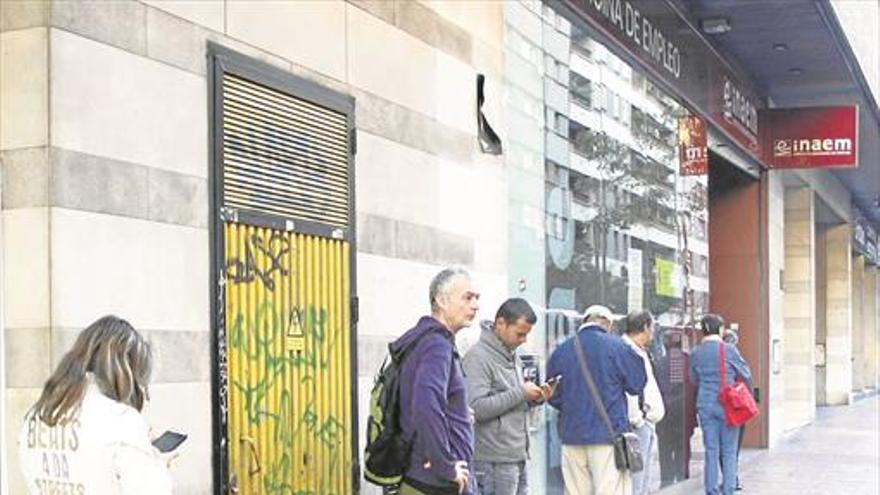 El mercado laboral amenaza con un frenazo para otoño en España