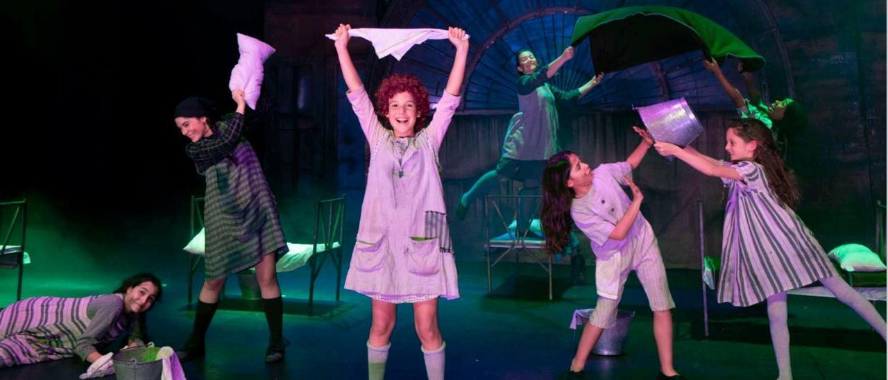 Un momento de &quot;Annie El Musical&quot;