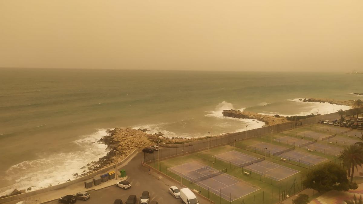 Vista desde la playa de la Albufereta