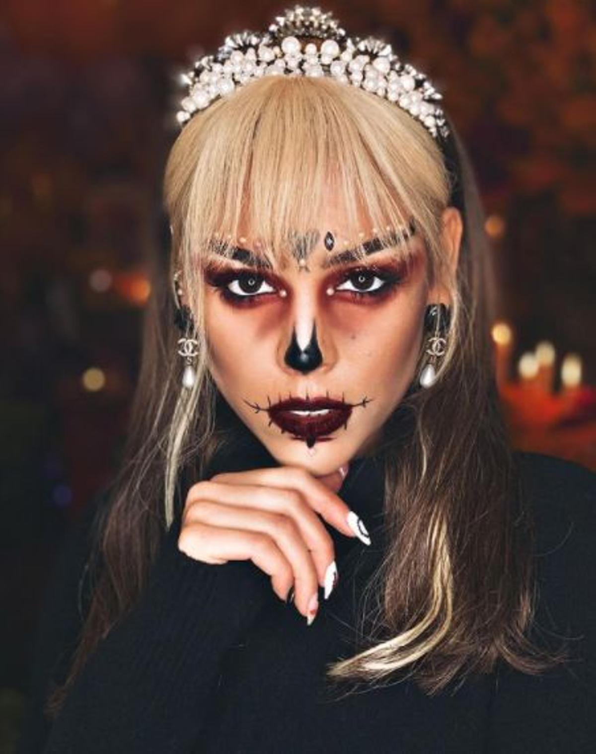 Danna Paola en el día de los muertos
