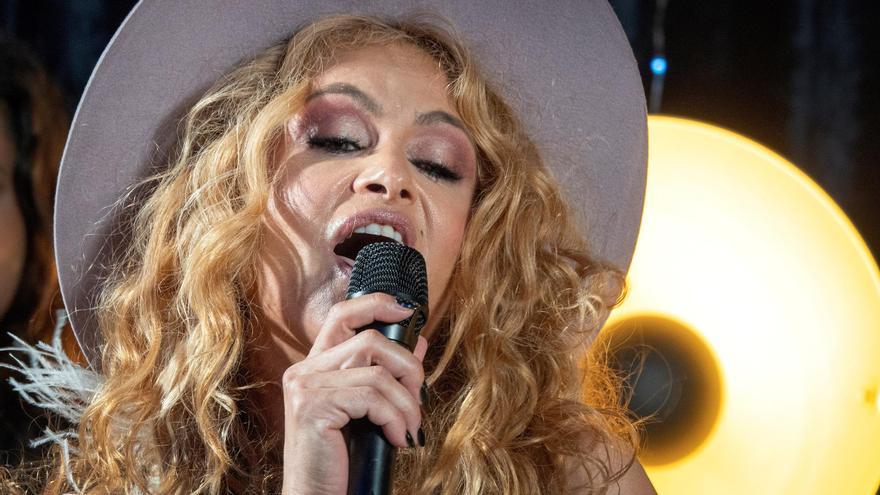 Paulina Rubio presenta un nuevo sencillo, &#039;Yo soy&#039;