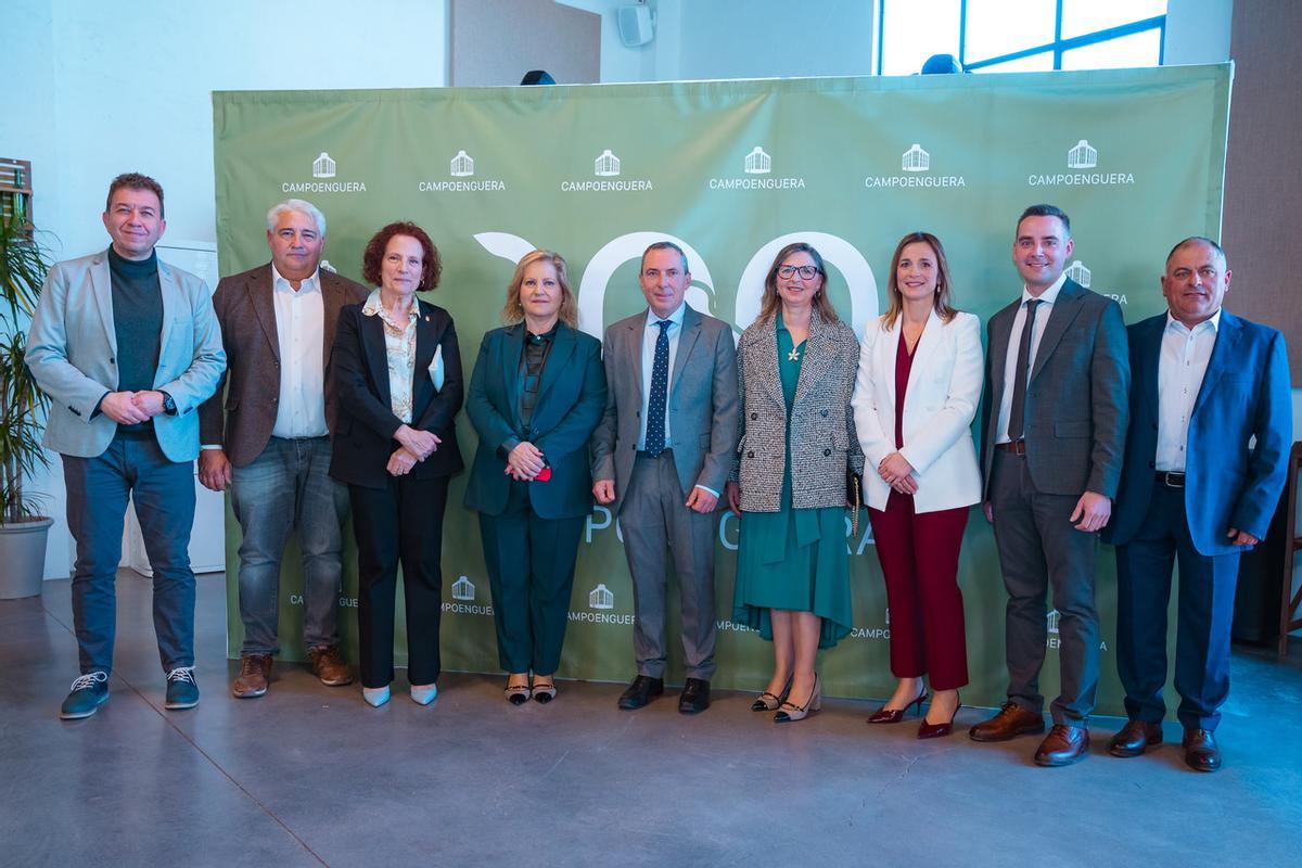 Autoridades asistentes a la Gala del Centenario de Campoenguera, el sábado.