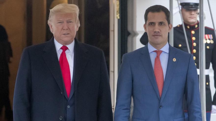 Donald Trump y Juan Guaidó.