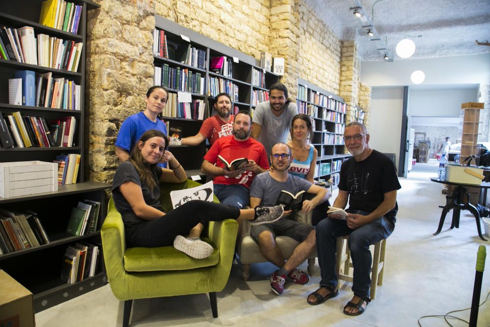 Interior de la librería Pynchon&Co de Alicante