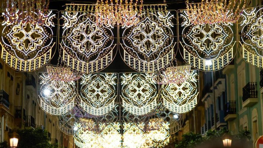 Las Fallas se repartirán 210.000 euros por gastar en iluminación