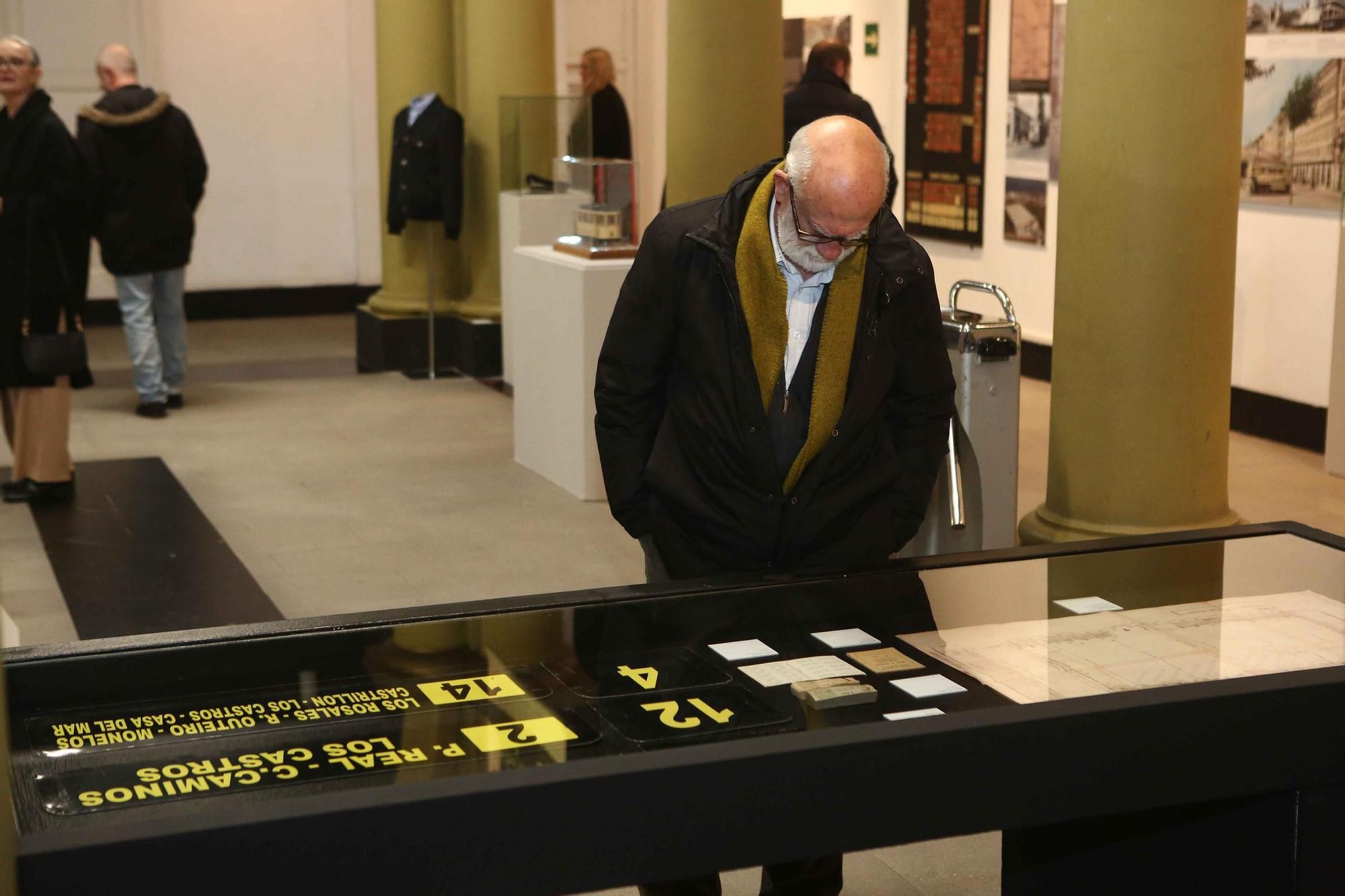 La Compañía de Tranvías inaugura la exposición por sus 120 años de historia