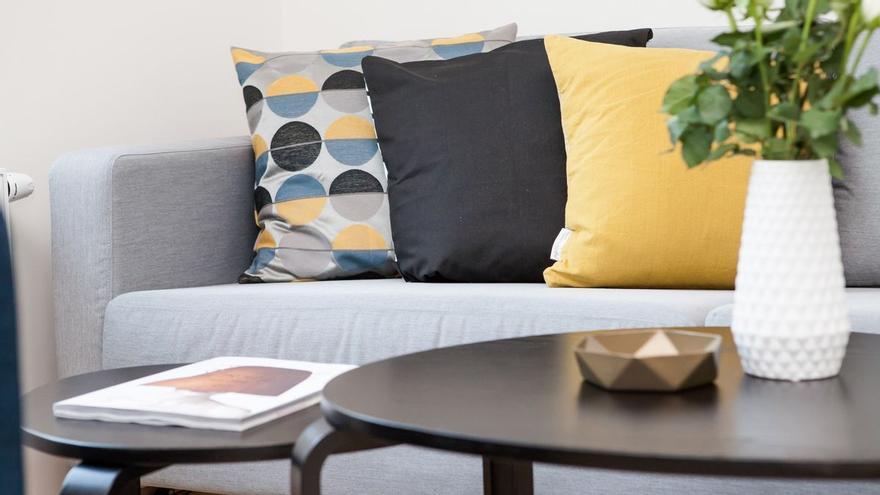 Cambia el sofá de tu casa por menos de 40 euros con este producto de Leroy Merlín