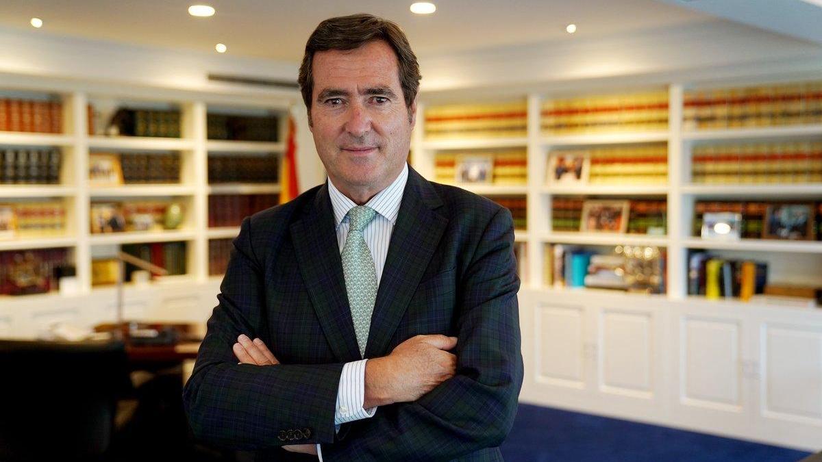 Garamendi, sobre la posibilidad de hacer ertes en la Administración: &quot;Sería algo de echarle una ojeada&quot;