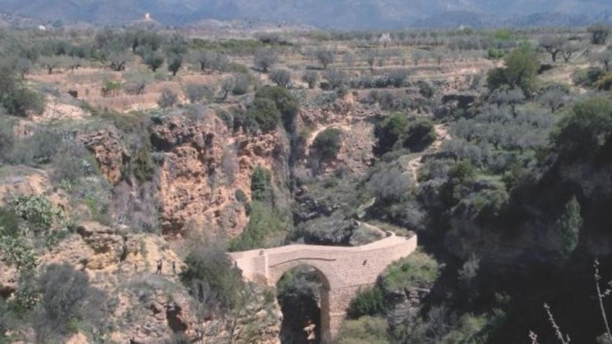 El acueducto romano de la Peña Cortada