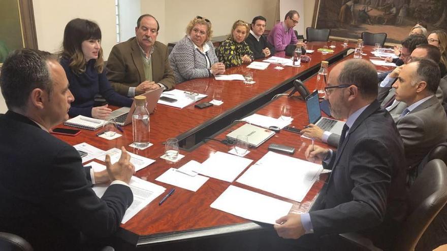 La reunión de la Comisión Coordinadora de Prácticas Académicas se celebró ayer.