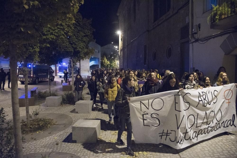 Manifestació contra la sentència de la violació a