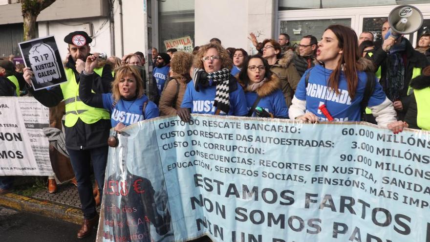 Alfonso Rueda sostiene que la Xunta no puede asumir la propuesta salarial del personal de Xustiza