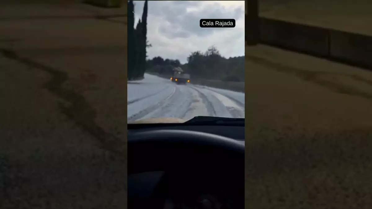 Intensa granizada esta madrugada en el noreste de Mallorca