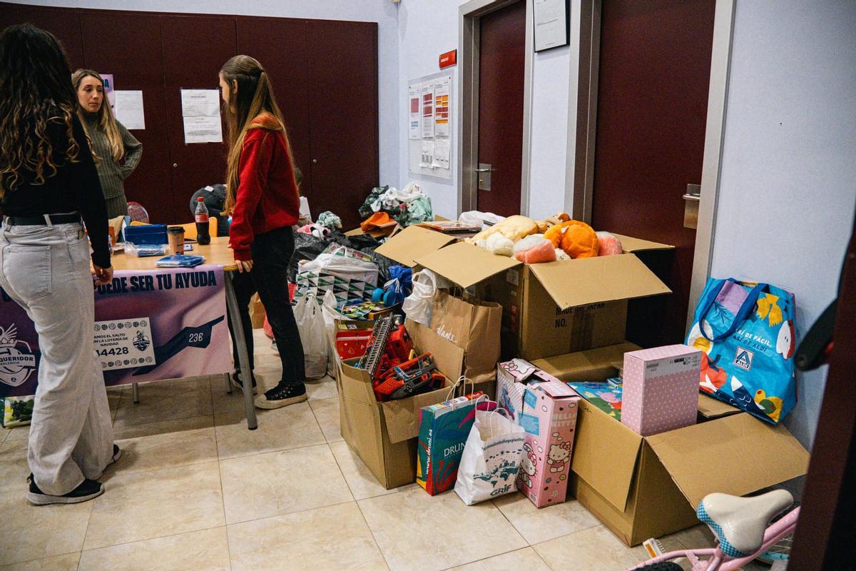 Material recogido en la jornada solidaria del UPV Léleman Conqueridor