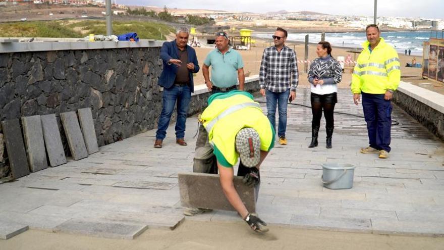 La ampliación de la avenida marítima de la capital hasta Playa Blanca en la recta final