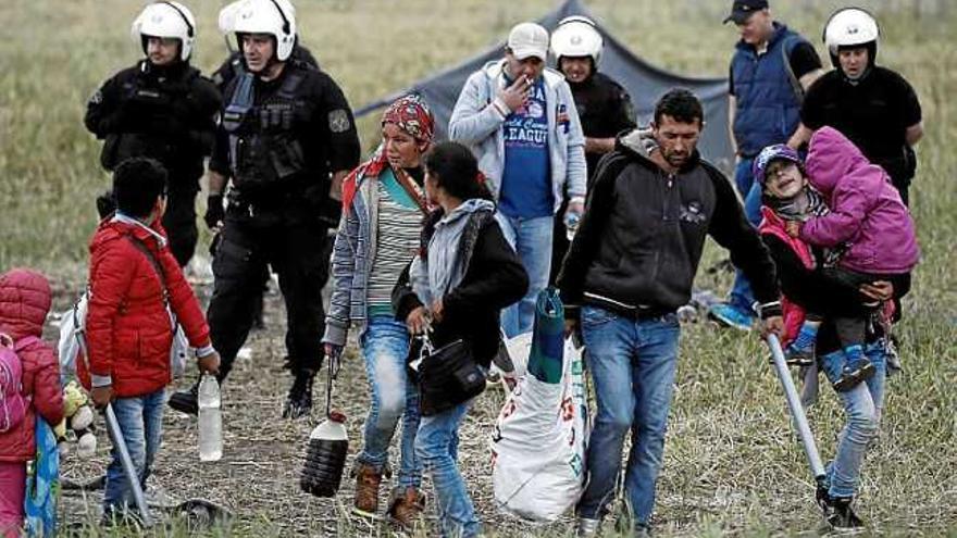 La policia va iniciar ahir el desallotjament d&#039;Idomeni