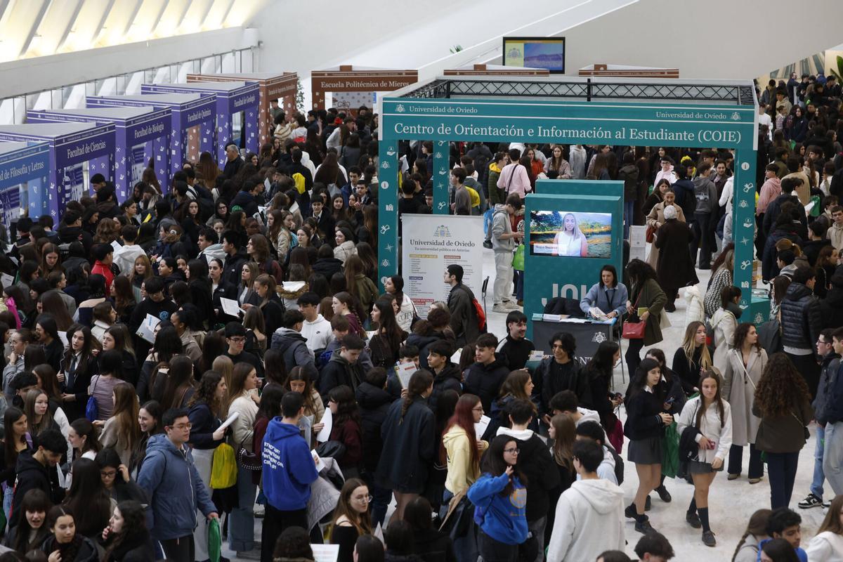 Jornadas de orientación universitaria en el Calatrava, donde se instalará la Alfonso X.