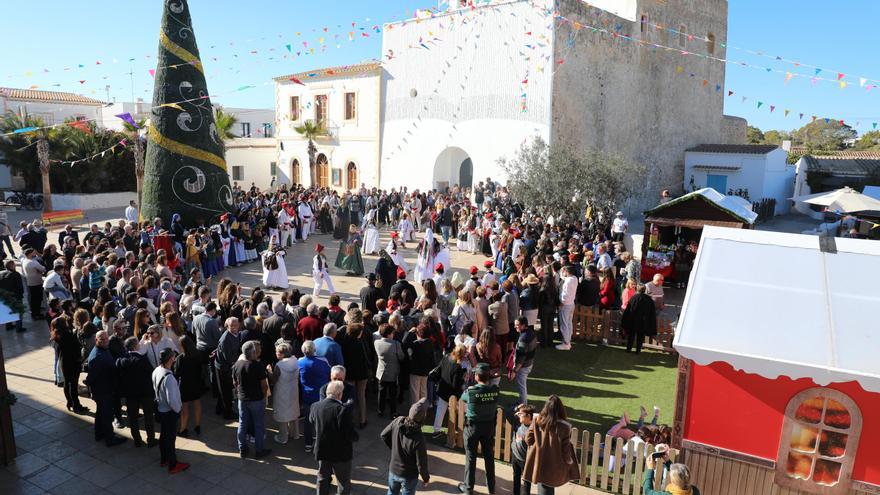 Una fiesta de Sant Francesc masiva en Formentera