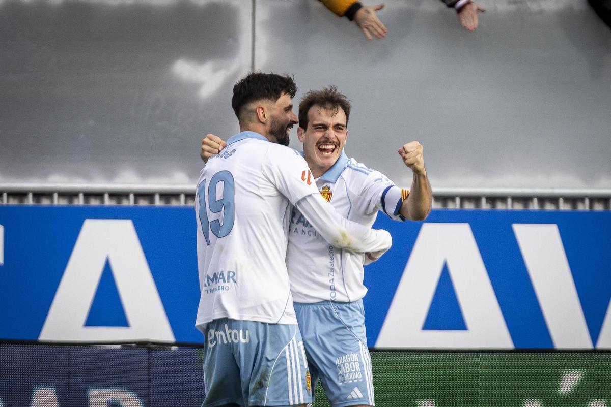 Francho y Kodro celebran un gol ante el Leganés.