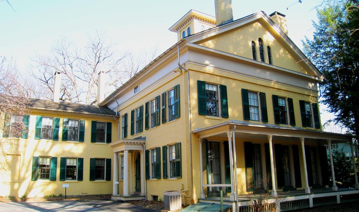La casa en la que nació y vivió Emily Dickinson en Amherst (Massachusetts).
