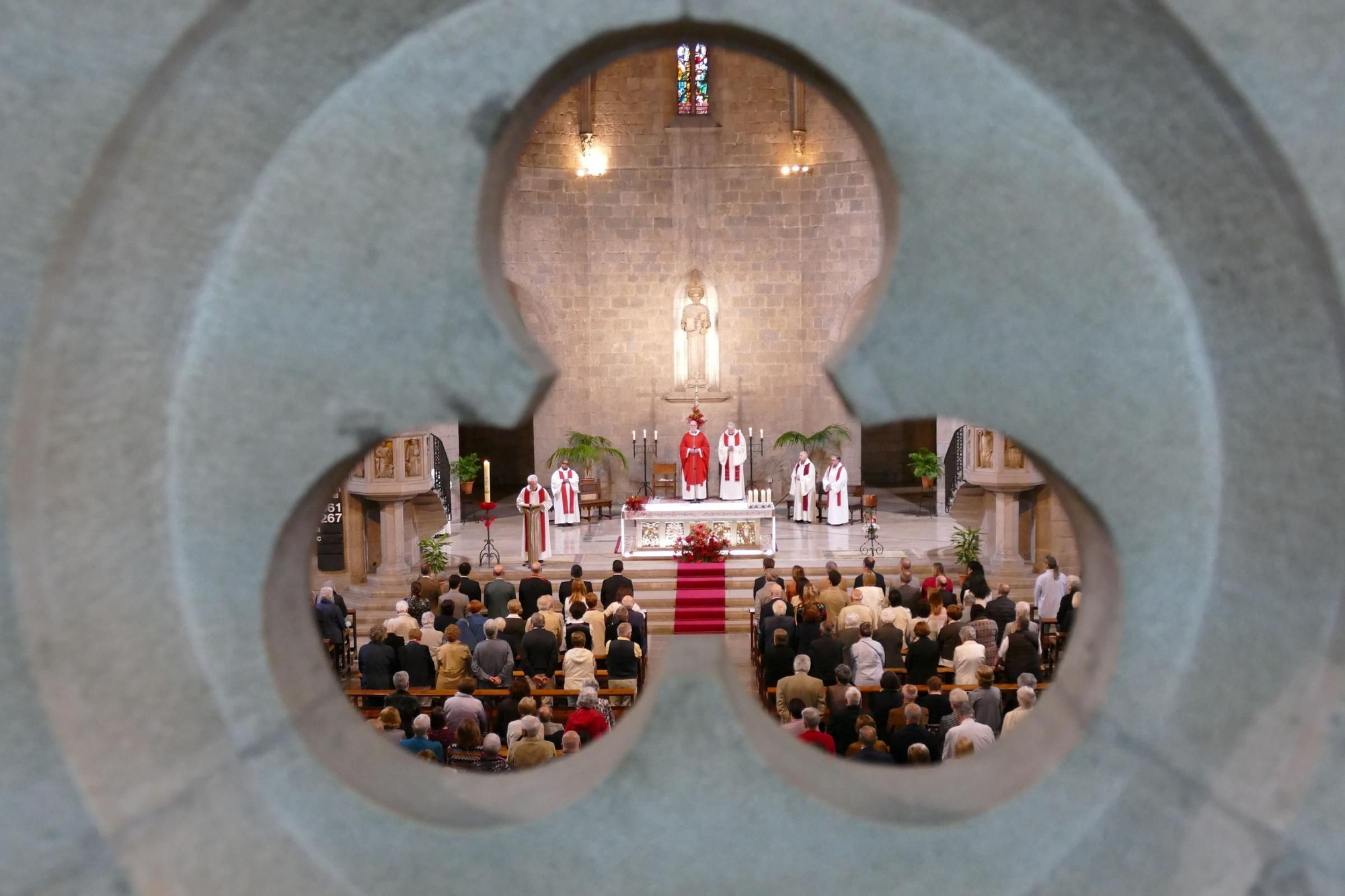 El bisbe de Girona, Octavi Vilà, oficia la cerimònia principal de les Fires i Festes de la Santa Creu de Figueres