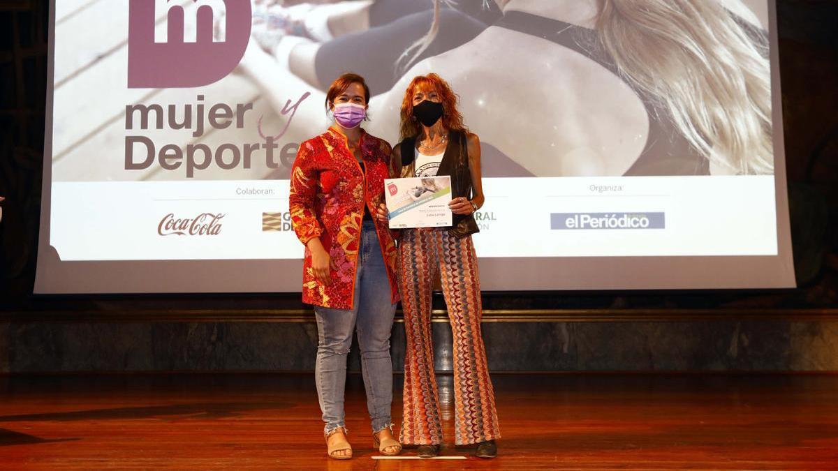 Carmen Valero fue la ganadora del Premio a la Trayectoria en 2021, que recogió en su nombre la también atleta y nominada Luisa Larraga.