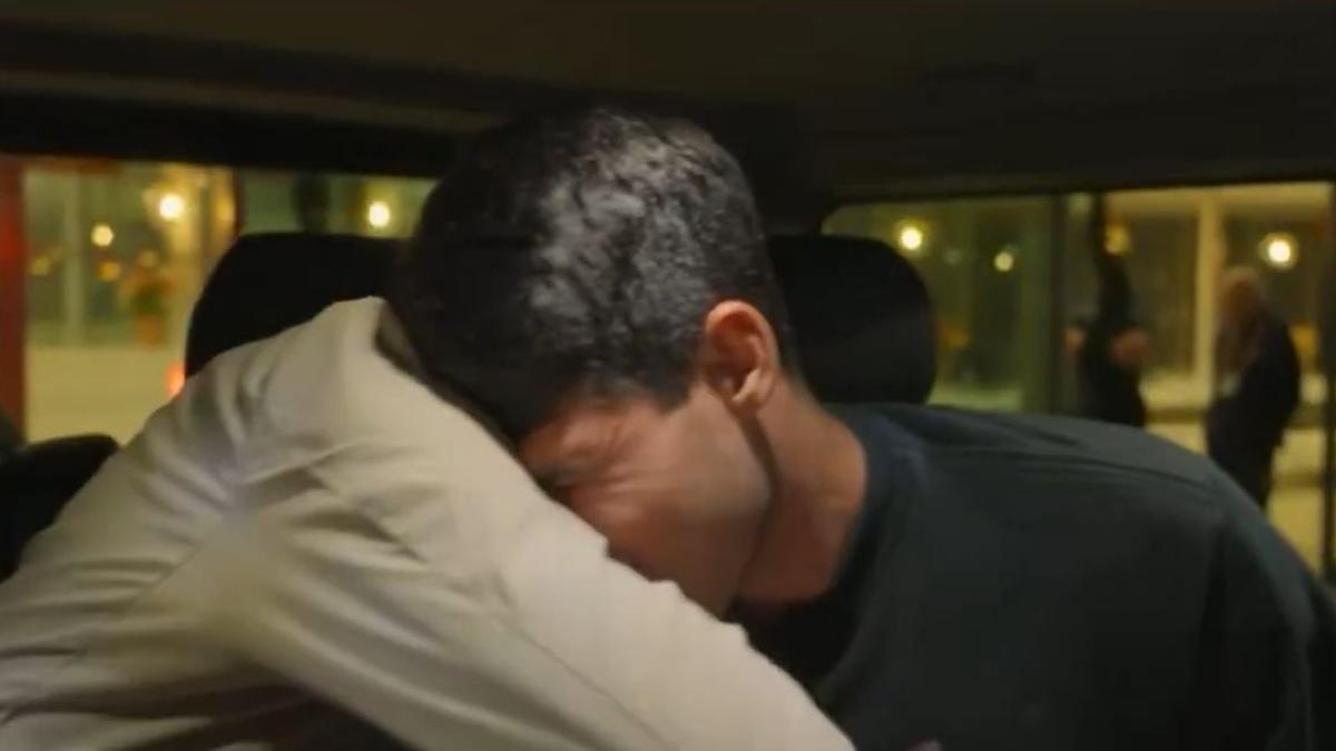 ¡Pero 'Carlitos'! El tenista se hace viral tras filtrarse un vídeo de su documental: "Procura que esté solo..."