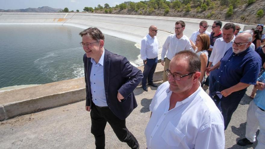 El presidente de la Generalitat destaca la necesidad de garantizar &quot;el agua para siempre&quot; para la Comunidad